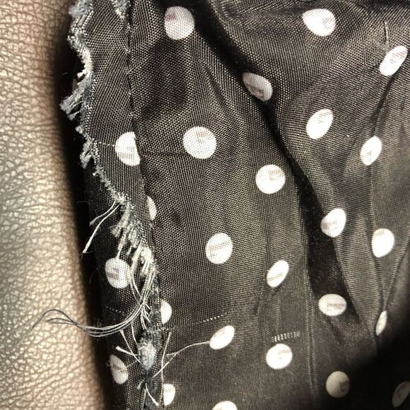 Beautiful designer purse in black by Elle - Picture 3 of 3